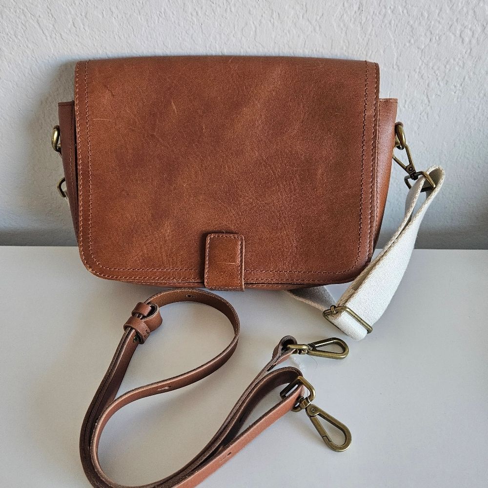 NWT Madewell The Transport Flap Shoulder Bag Leather in English Saddle Crossbody - Picture 4 of 11